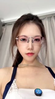 【嘉妮S】307 第一视角-裸足褶皱怼脸.mp4的封面