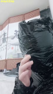 荷花会所_七女孩强制黄金的封面