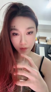 TLWW24383【Kite风筝S】第一视角_乳母：全家卖b卖屁眼的封面