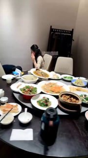 【水晶熊】086 餐厅包厢公开处刑的封面