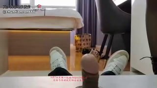 千兰女神 三双高跟隔板踩DD狂吐57分的封面