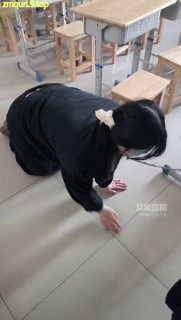 #爱可呀 双s教学楼里调母狗的封面