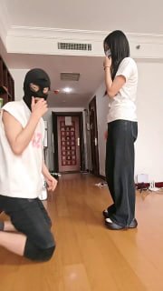 TLWW28301【沈阳素人开发】白袜踩踏踢踹场.mp4的封面