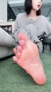 TLWW25744【怡宝S】第一视角-灯 251022-25的封面