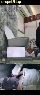 荷花会所2026-03-03七位女孩的下水道马桶的封面