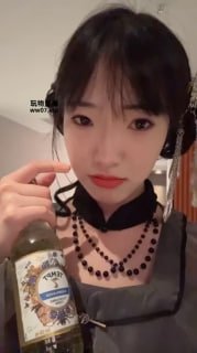 #灵芷的封面