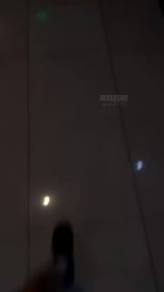 #秋大大的封面