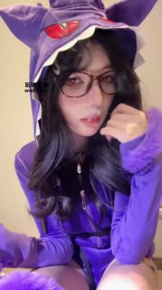 TLWW27004【美伢Sss】第一视角_耿鬼戏耍耿鬼大姐姐戏耍变态_mp4的封面