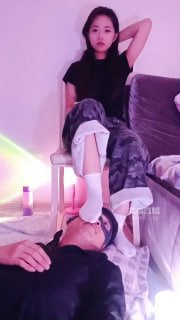 TLWW28640【洛芯S】白棉袜玩家奴【中】.mp4的封面