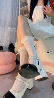 【大二苒苒】069 第一视角-全程脏鞋底lo袜的封面
