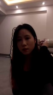 TLWW27775【椿椿女王】健身后原味白袜踩喂食_mp4的封面