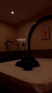 【精神小妹】522_品尝学生妹的臭脚丫【CN足彩馆】的封面