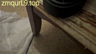 精神小妹_6-28_深夜户外_皮靴_暴力踩蛋踩出血的封面