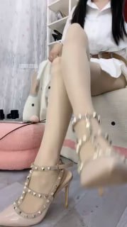 #大二苒苒的封面