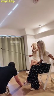 荷花会所_双S-精神小妹暴揍的封面