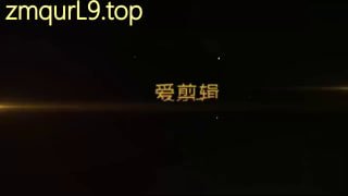 小美_大魔王_踩踏_恋足_吐奶的封面