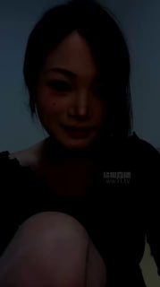 TLWW27994【极品小喵】第一视角_肉丝裸足胯下美臀_mp4的封面