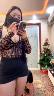 #肉欲健身女王的封面