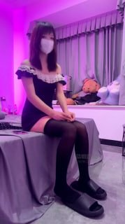 TLWW26939【蕾姆M】短发女神黑丝踩虐.mp4的封面