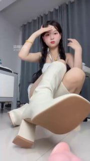 TLWW21704【奈奈大人】第一视角_挑战不可能连续射的封面