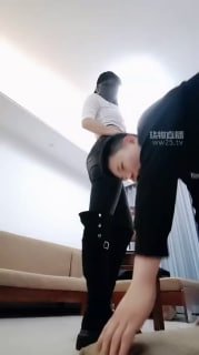 TLWW23200【九莲S】紧身牛仔裤双奴伺候【邢奴导演】的封面
