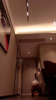 XYLL681【米琦妙妙屋】骑马狗爬-舔脏鞋白袜的封面